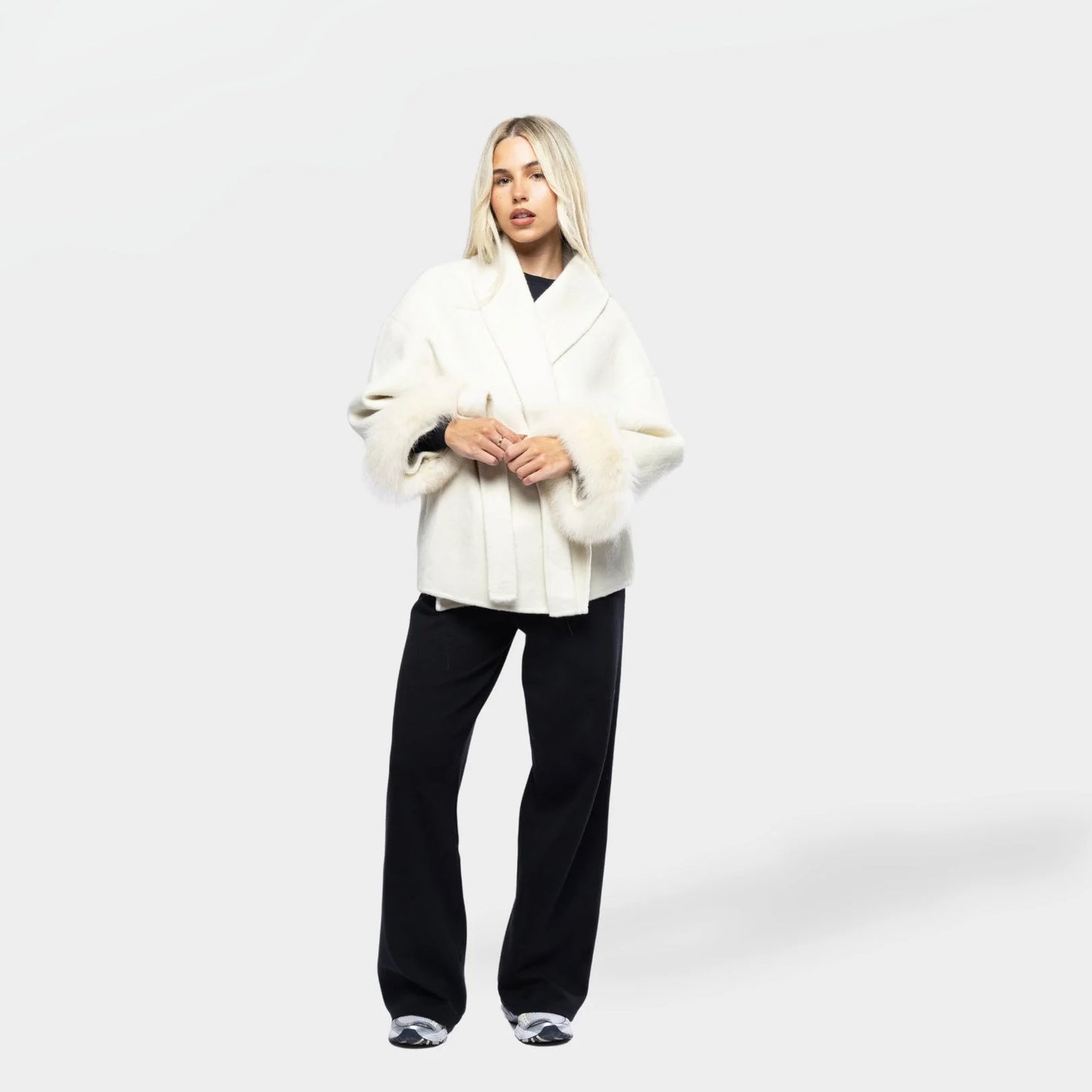 Velluto | Wool Coat White