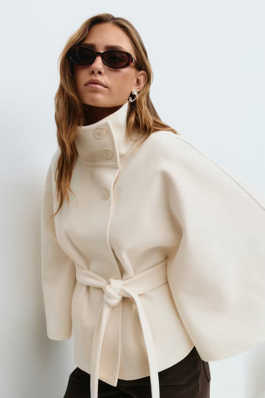 Mantello | Cape Jacket White