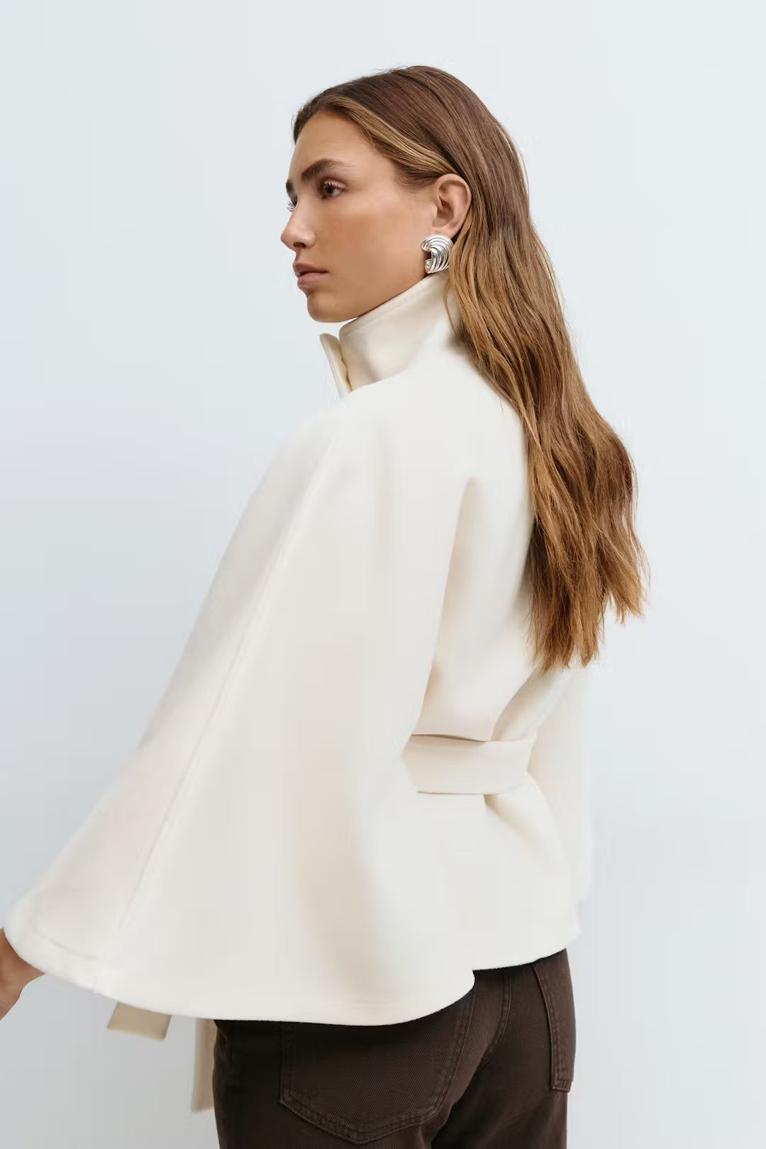 Mantello | Cape Jacket White
