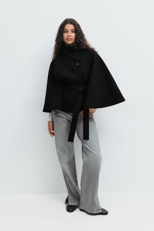 Mantello | Cape Jacket Black